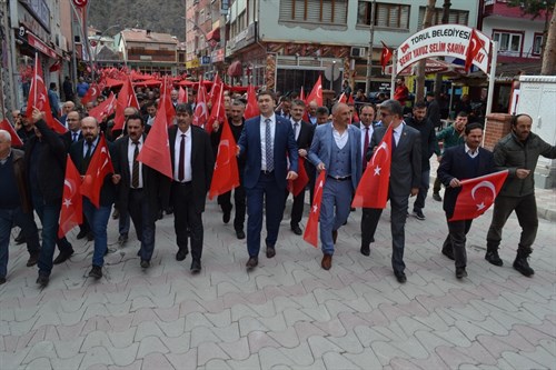 Torul’da Mehmetçiğe destek ve Şehitlere saygı yürüyüşü